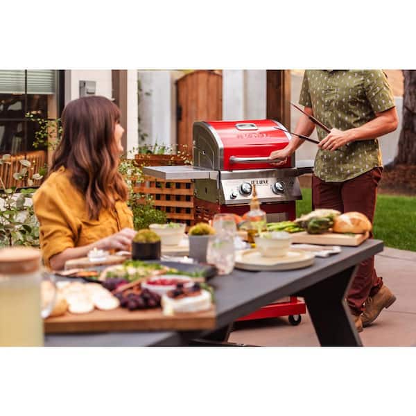 Deluxe 2-Burner Propane Gas Grill in Red