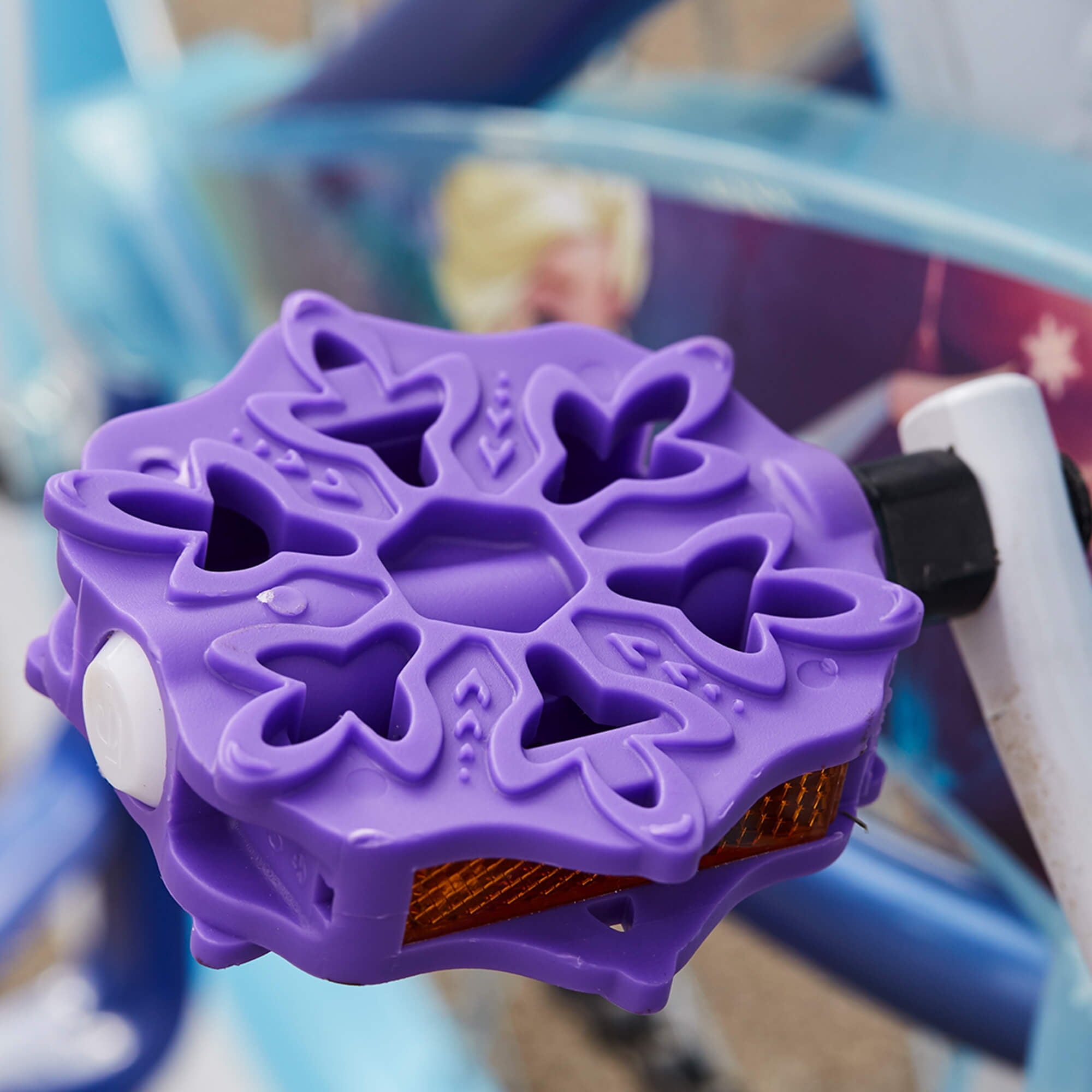 Frozen 16-inch Girls' Bike by Huffy